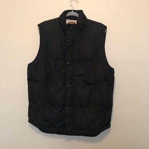 Black puffer vest!